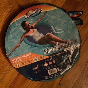 NWT SwimWays springFloat (papasan) for ages 15+, Size 35in X 35in.